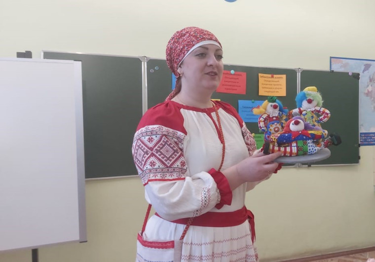 Россия креативная: узнаю творческие профессии.